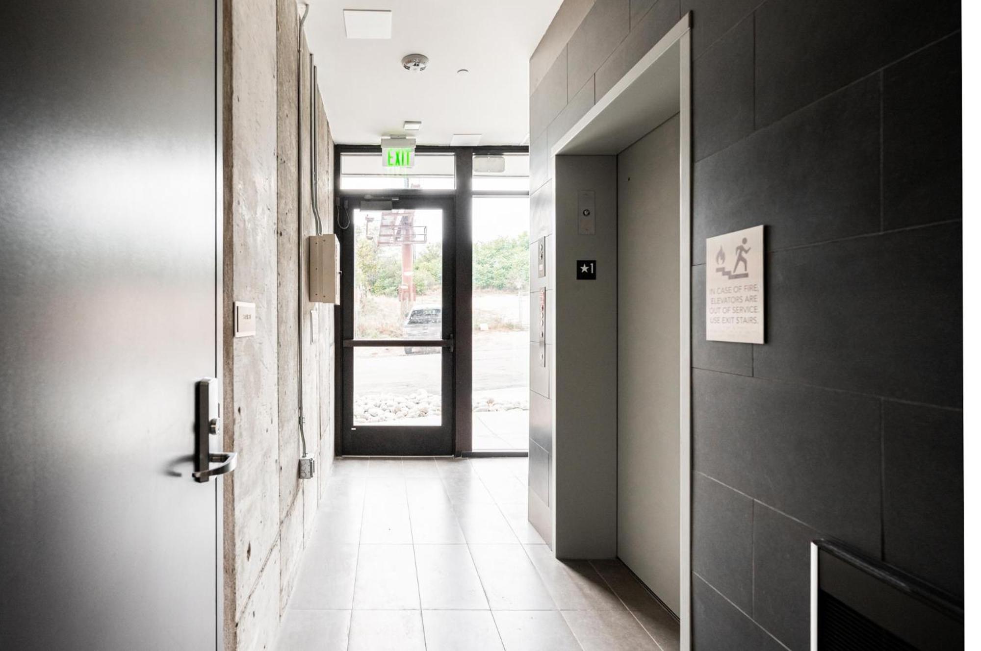Luxurious Escape - Walk To Empower Field - Tesoro Villa DEN Екстериор снимка
